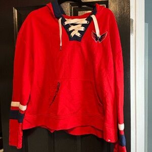 Lace-Up Washington Capitals hoodie